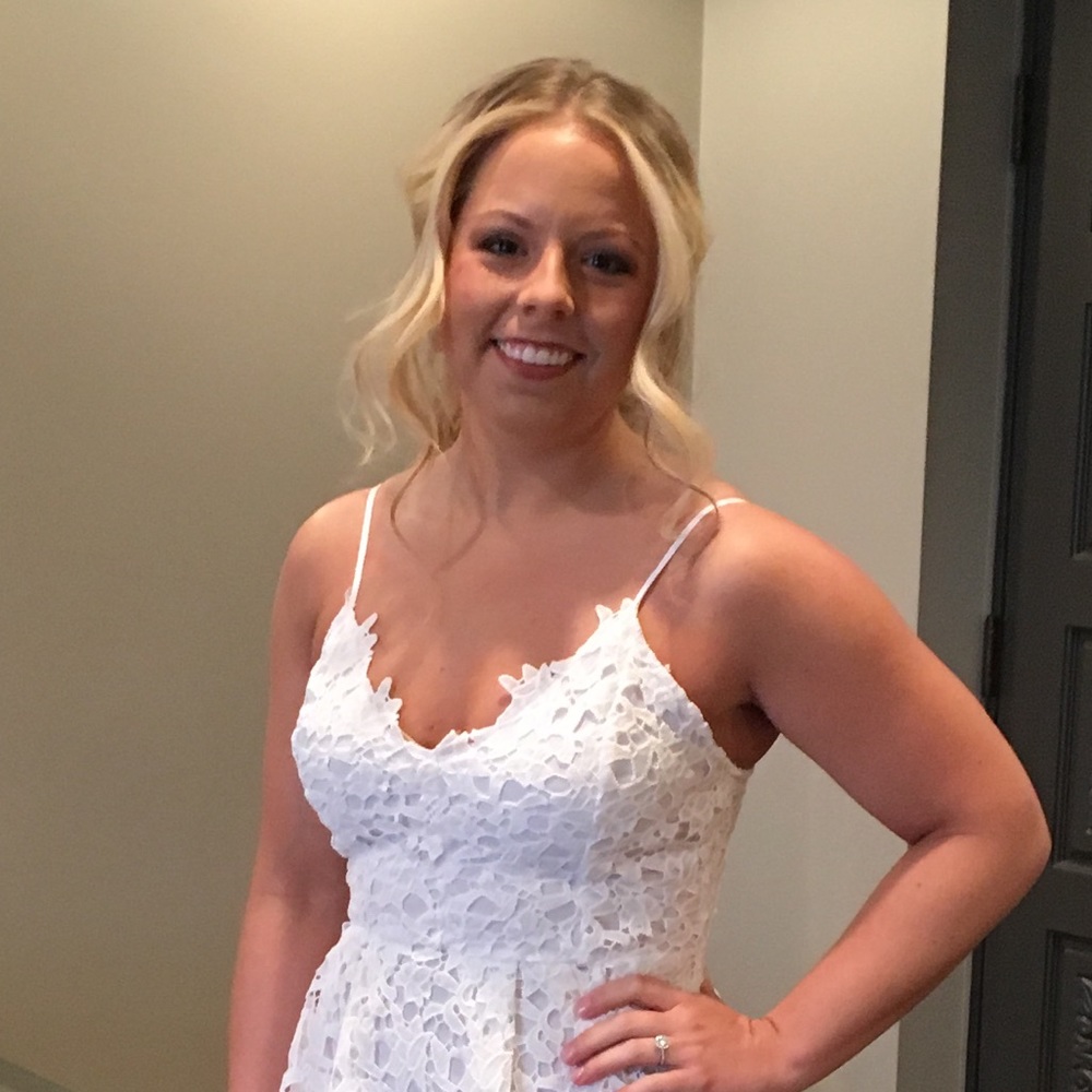 Meet your Posher, Danielle